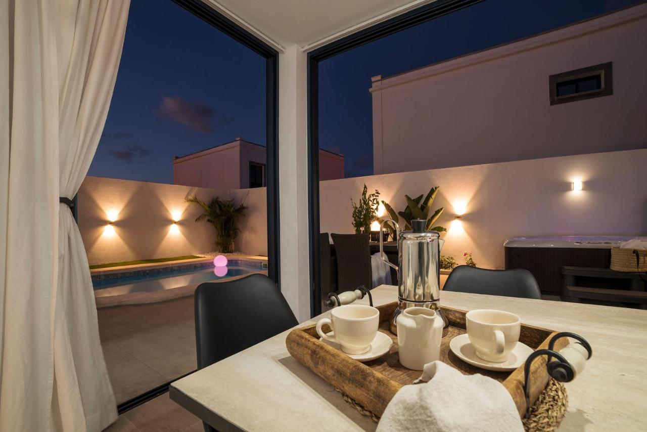 Villa Palmera Jacuzzi Yaiza  Exteriör bild