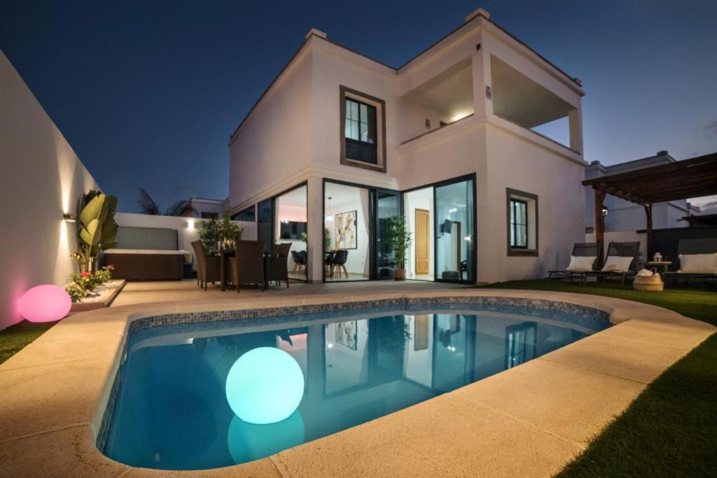 Villa Palmera Jacuzzi Yaiza  Exteriör bild
